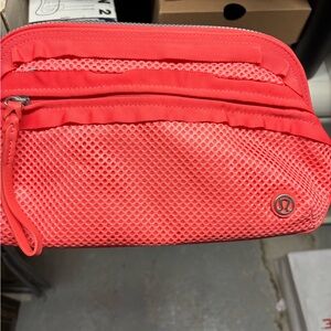 Lululemon toiletry bag